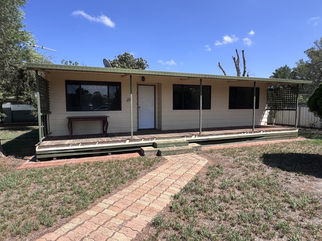 25 Farnell Street, Mendooran